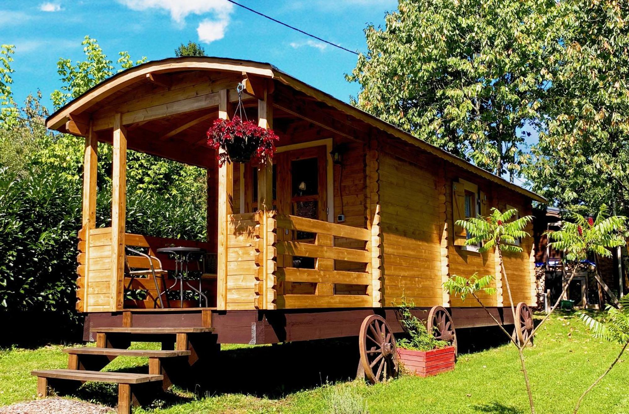 Little Wood Lodges Insolites Bailly-aux-Forges Экстерьер фото